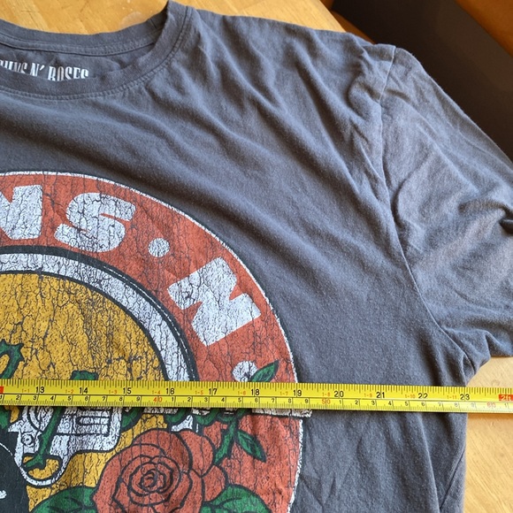 Guns-N-Roses t-shirt size L/XL in pre-owned condition for collection - Picture 5 of 6